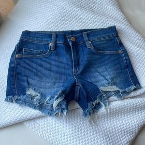 BLANK NYC The Astor Stretch Cut Off Shorts